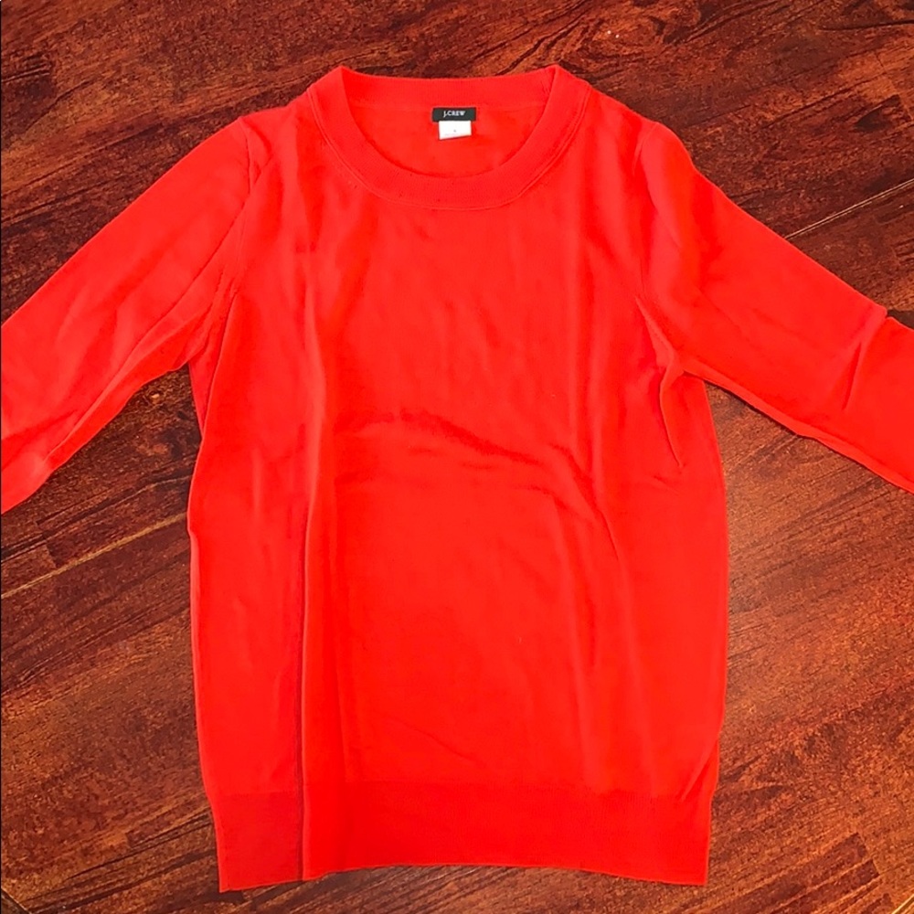 Simple red Sweater